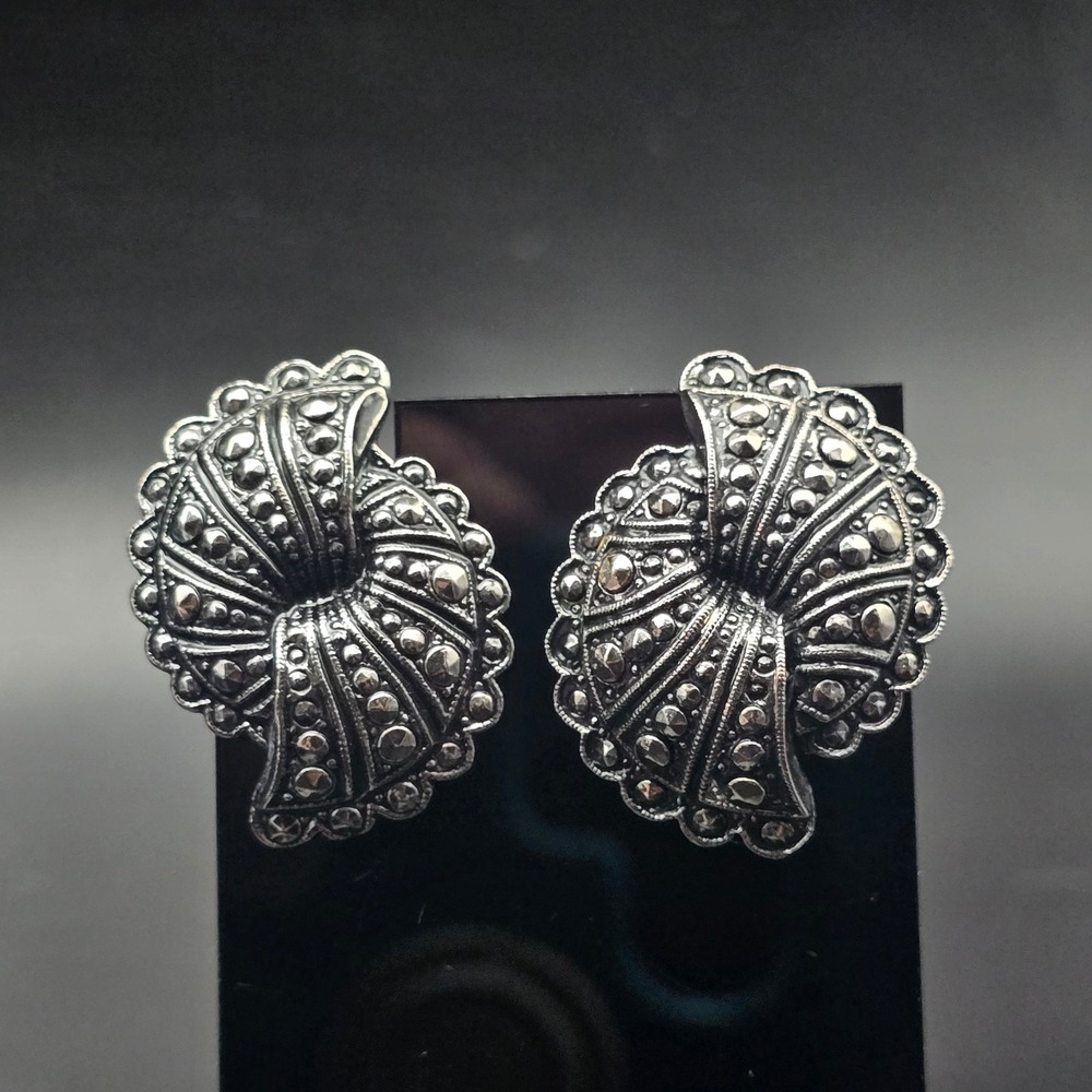 Avon 1988 Fanfare Earrings Silver Tone Double Fan Vintage 1980s Jewelry
